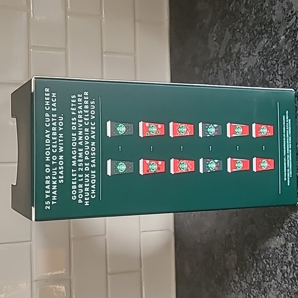 Starbucks Christmas Themed Reusable Color Changing Hot Cups w/Lids - NEW - Picture 6 of 9